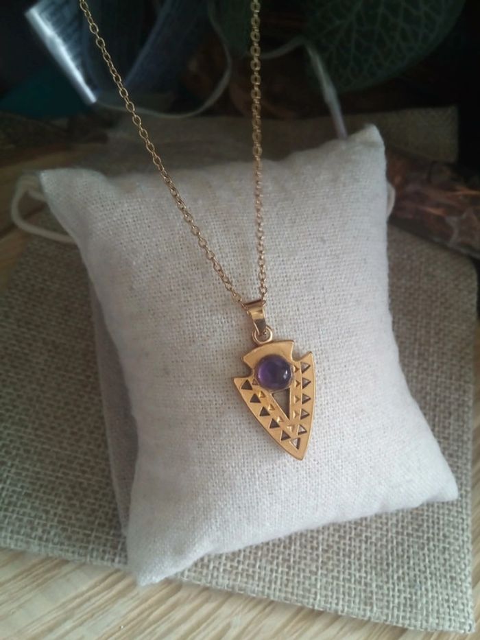 Collier style viking avec pierre naturelle d'améthyste 💜.