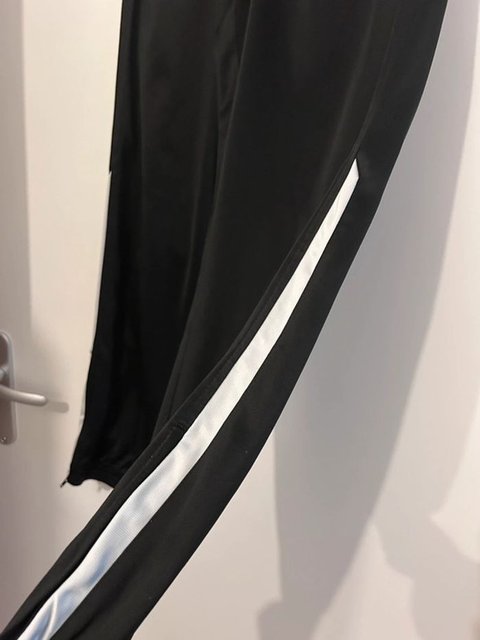 Jogging umbro 12 ans - photo numéro 2