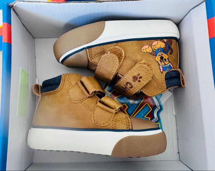 Magnifique Bottine pat patrouille.