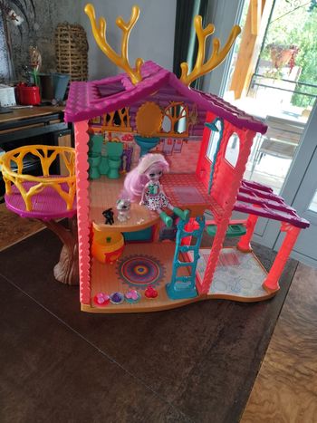 Enchantimals maison de poupée