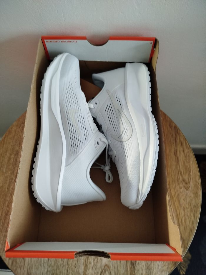 Baskets Nike T 40 - photo numéro 9