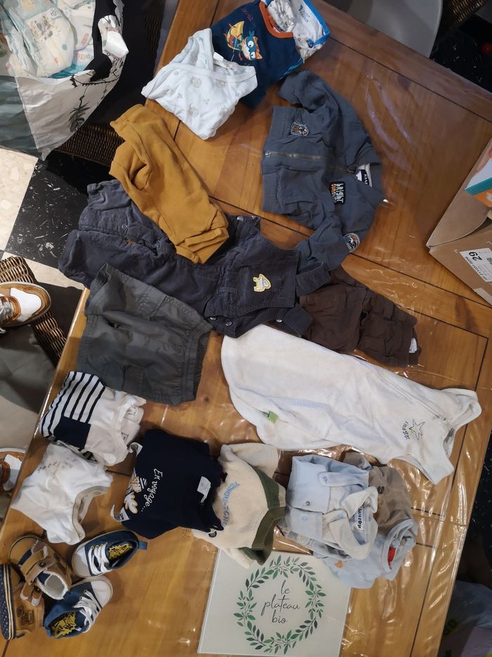 Lot vêtements 6 mois