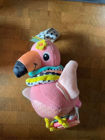 Infantino petit flamand rose musical