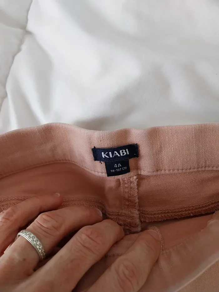 Jeans fille 4 ans - photo numéro 3