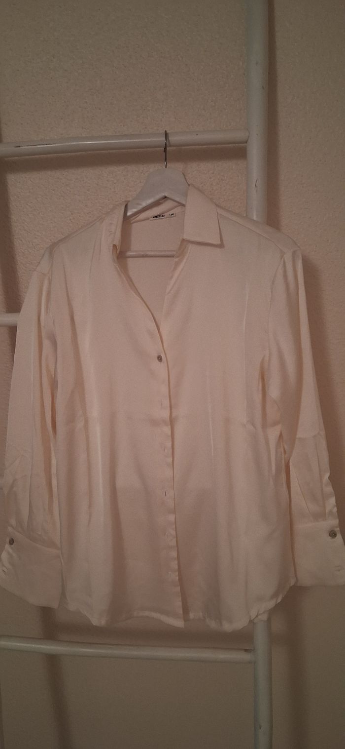 Chemise