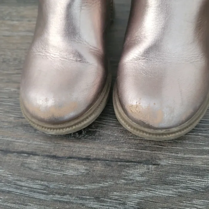 Lot de 2 paires de bottines T23 - photo numéro 8