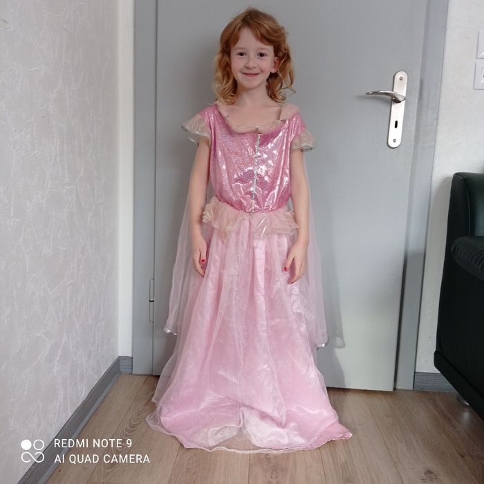 Robe princesse rose 9/10ans