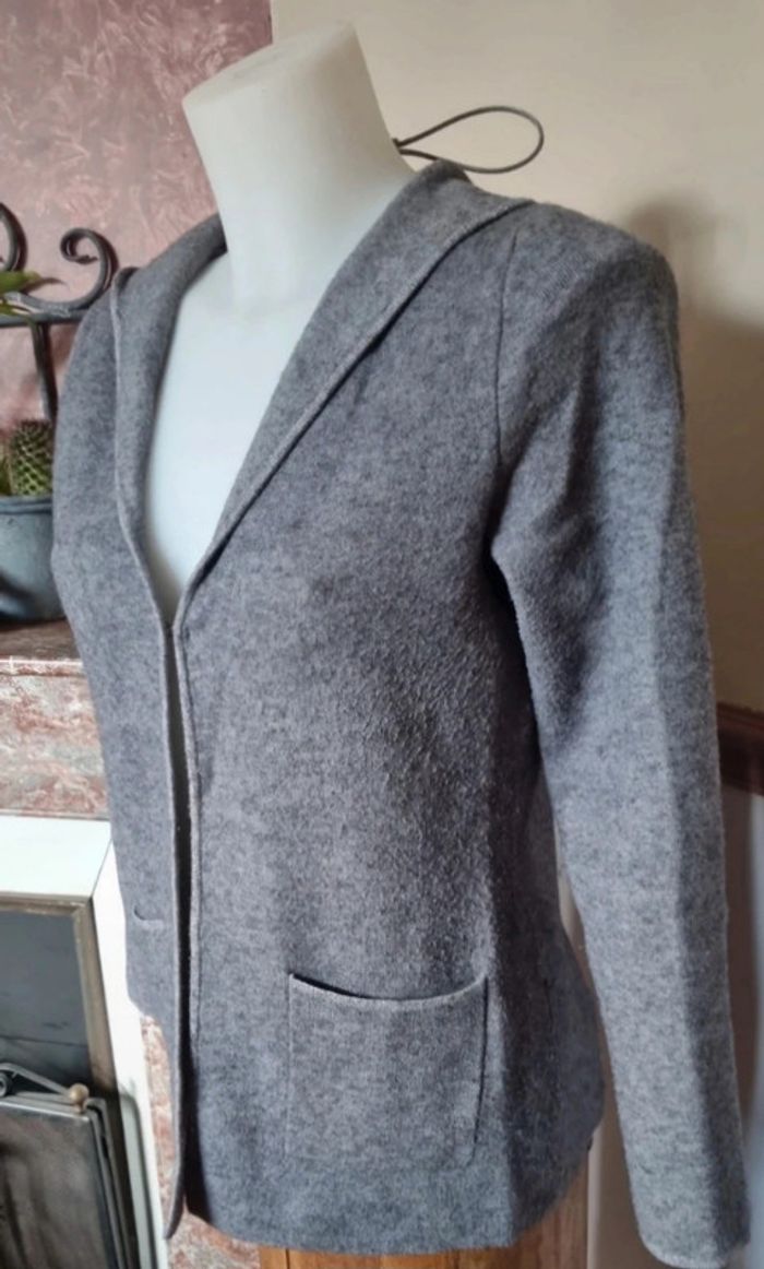 Cardigan capuche Armand Thierry taille 1 - photo numéro 3