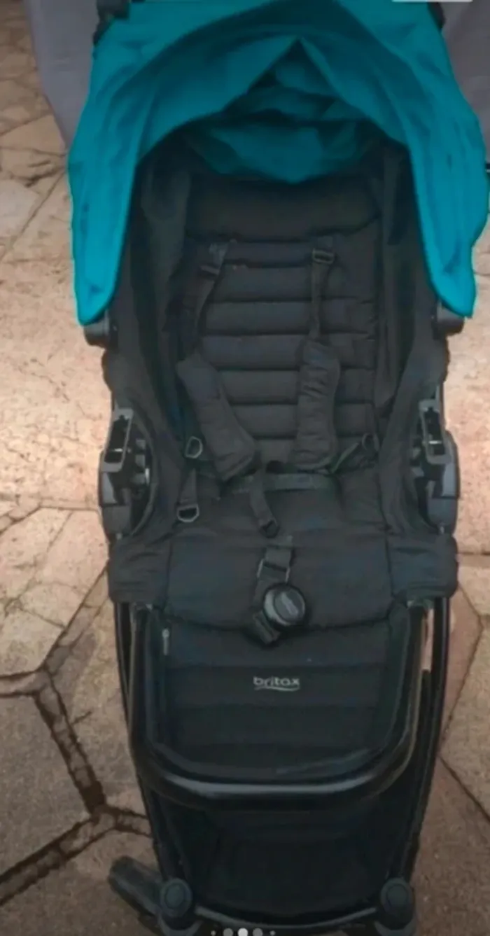 Poussette britax avec base ISOFIX pour voiture - photo numéro 16