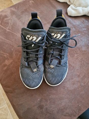 Basket air Jordan noir