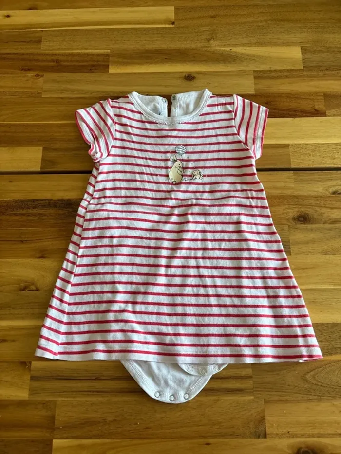 Robe avec bodie intégré