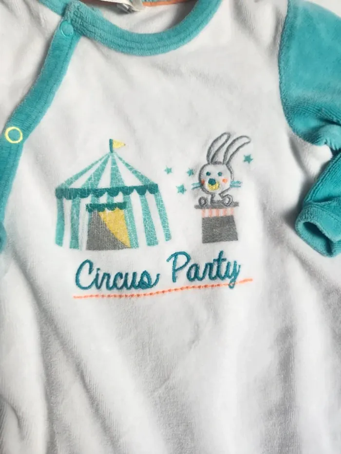 Joli pyjama velours blanc et turquoise automne hiver bébé mixte 6 mois Orchestra - photo numéro 2