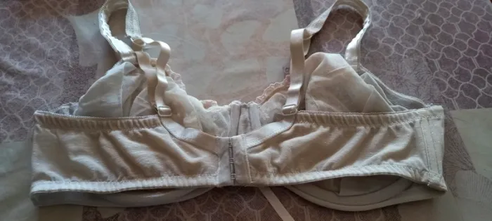 Soutien gorge - photo numéro 3