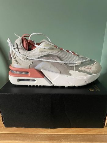 Nike air Max Furyosa rose taille 42