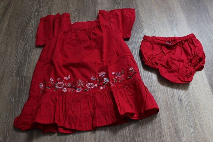 Lot 6 mois été de 3 ensembles robes + bloomers + gilet - photo numéro 5