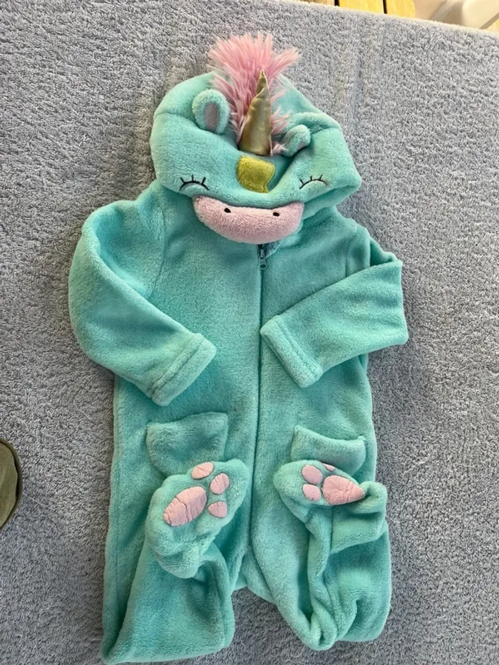 Surpyjama / combi licorne 18 mois