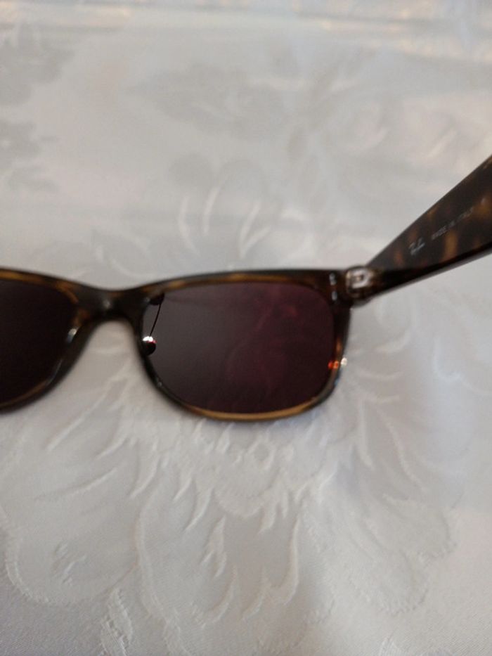 Lunettes de soleil Ray-Ban authentiques fabriquées en Italie - photo numéro 8