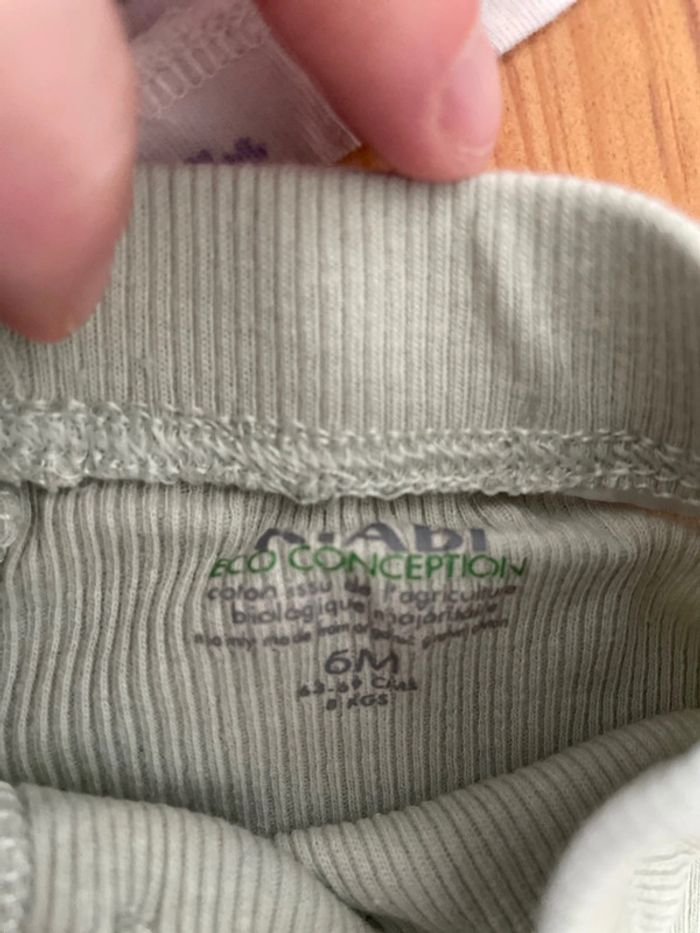 Ensemble tee shirt et legging - photo numéro 3