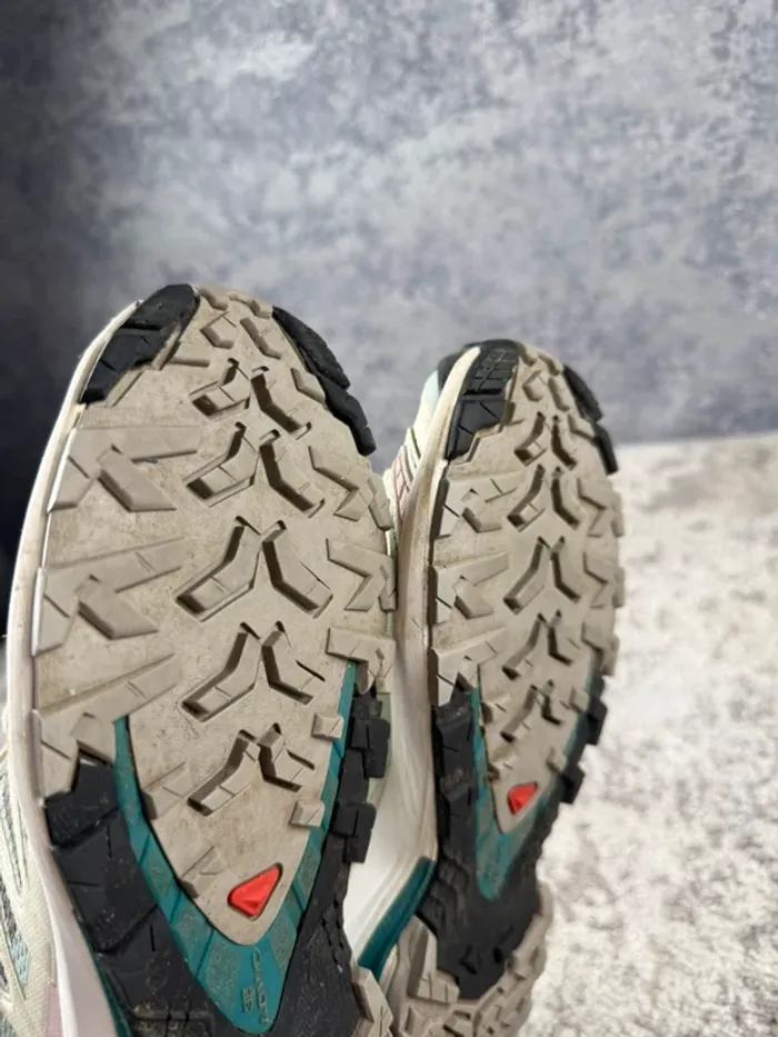Salomon XA Pro 3D V8 - Blue & Green & Grey - photo numéro 10