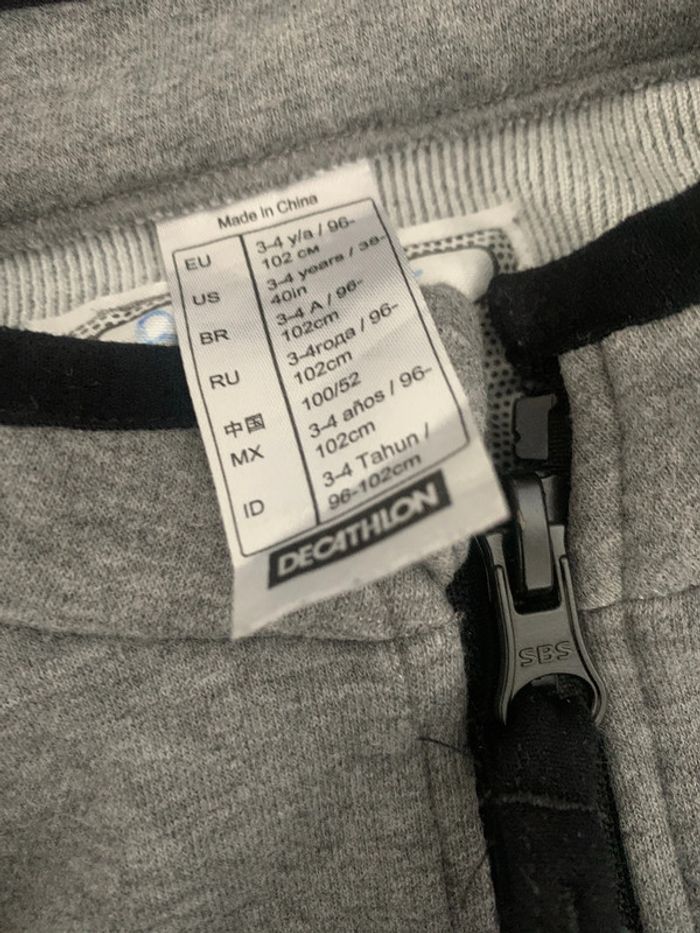 Gilet gris - photo numéro 2