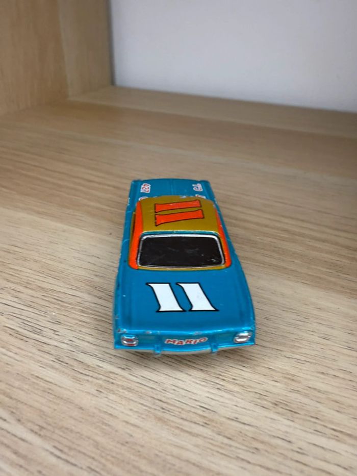 Voiture cars Mario andretti Disney pixar - photo numéro 4