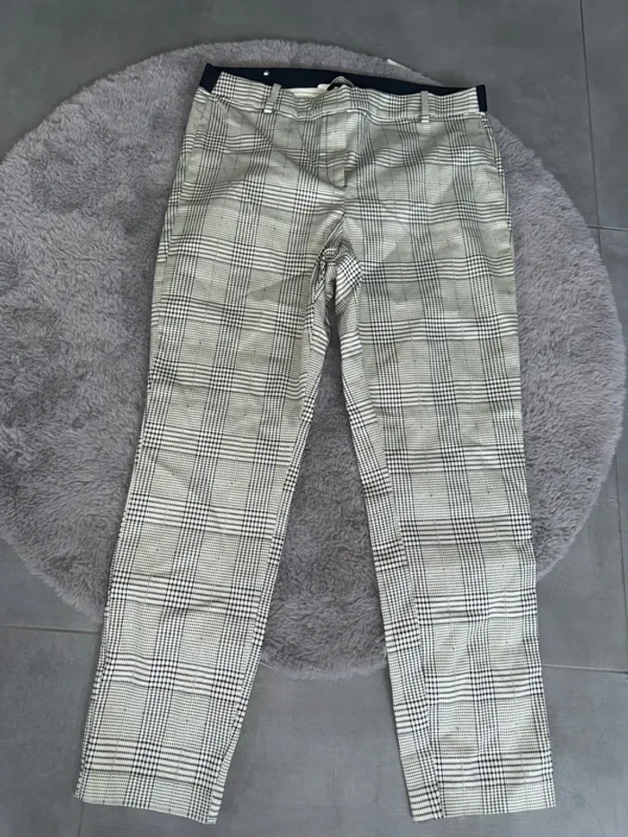 Pantalon femme h&m neuf taille 46 longueur 96cm - photo numéro 2