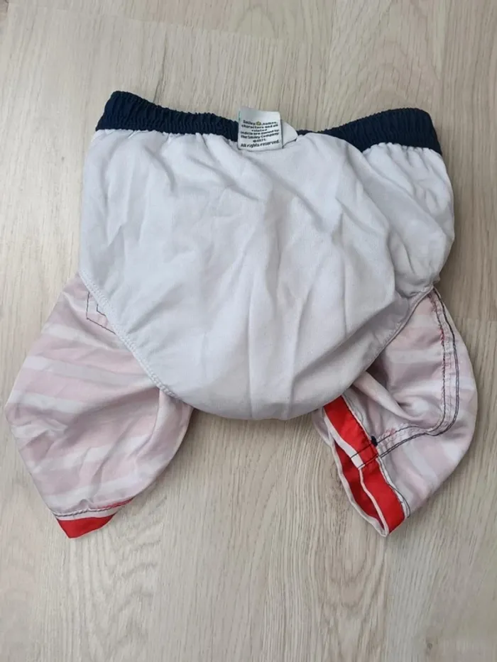 lot 2 shorts de bain + 1 pyjama garçon 18 mois - photo numéro 6