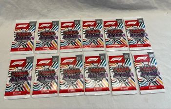 12 sachets Topps Turbo Attax F1 neufs scellés