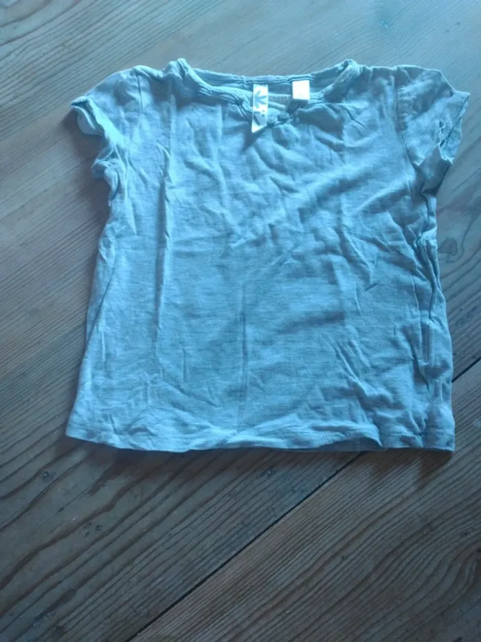 Lot de 3 Tee Shirt Fille 4 Ans - photo numéro 3
