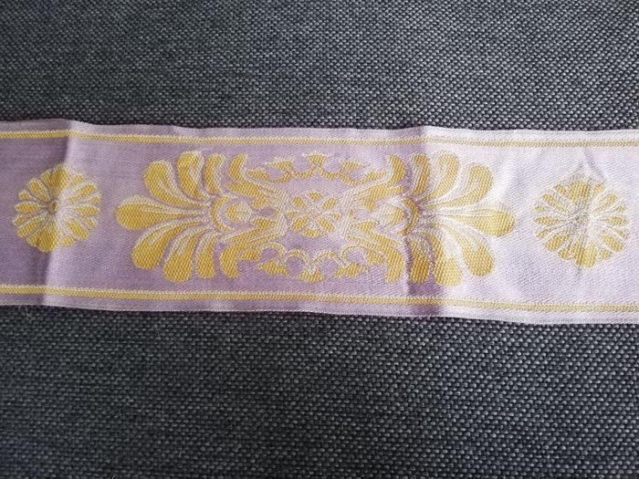 87cm de ruban violet brodé 8cm de large - photo numéro 3
