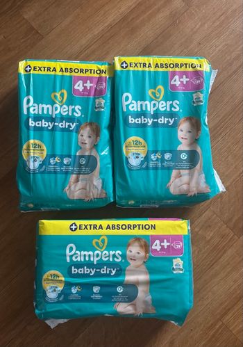 3 packs couches Pampers taille 4+