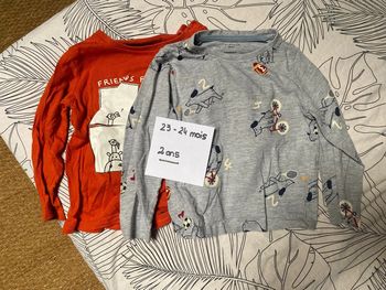 Lot T shirt 24 mois