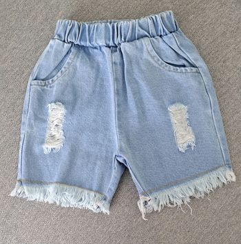 Short en jeans Neuf 6/9 mois