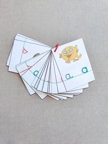 Grandes cartes de l'abécédaire des alphas Montessori