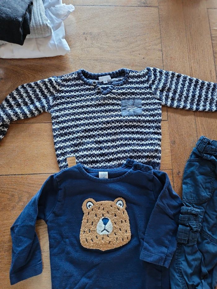 Tenue complète 12 mois - photo numéro 3