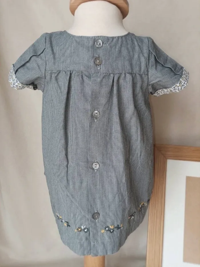 Superbe robe neuve Sergent Major fille 3 mois - photo numéro 4