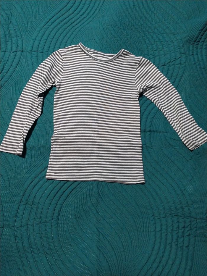 T-shirt gris tex 5-6 ans - photo numéro 2