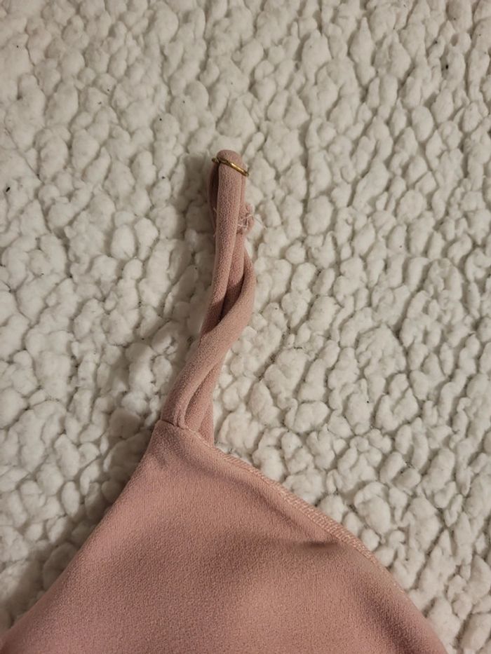 Belle robe rose avec dentelle ! - photo numéro 9