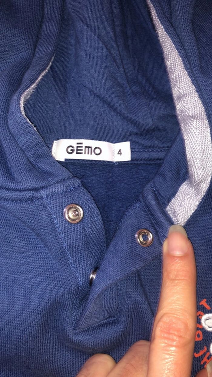 Sweat-shirt a capuche 4 ans - photo numéro 5