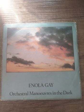 Orchestral Manoeuvres In The Dark – Enola Gay 45t