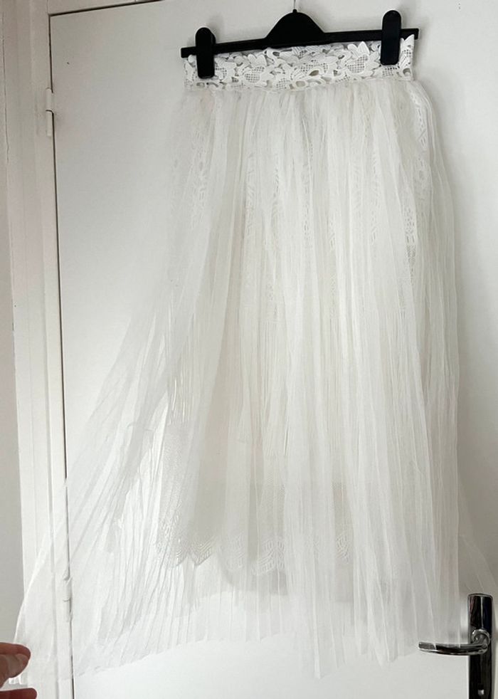 Jupe en tulle blanche taille S-M - photo numéro 6