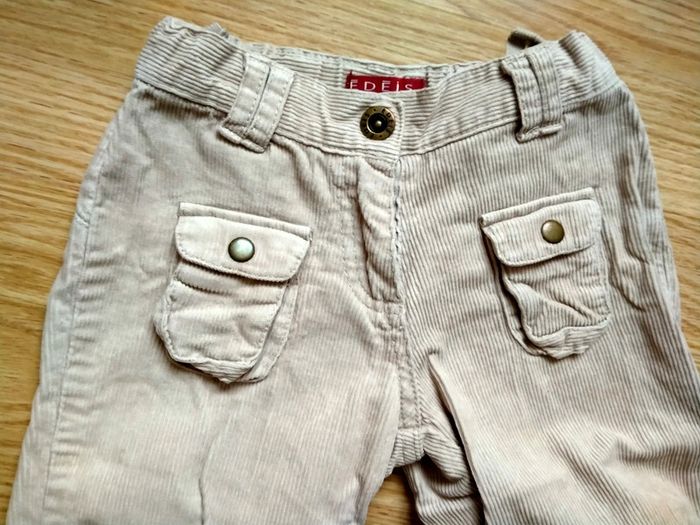 Panta court beige. Edeis
Taille 3 ans - photo numéro 4