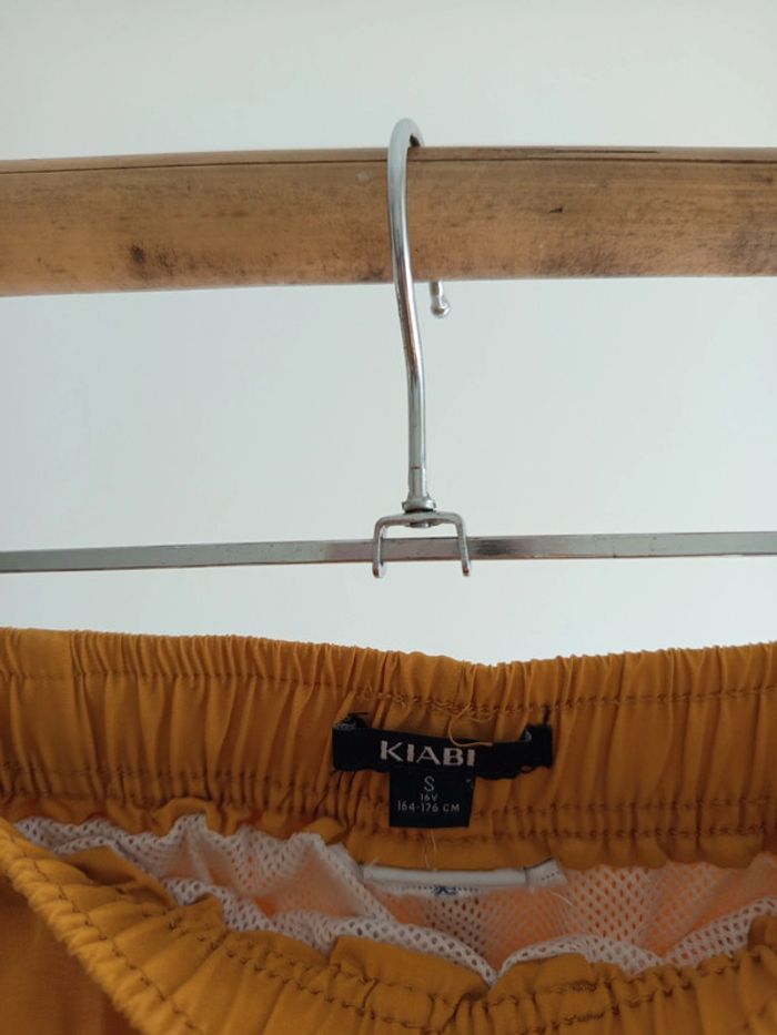 Short de bain jaune moutarde taille S / 16 ans - photo numéro 2