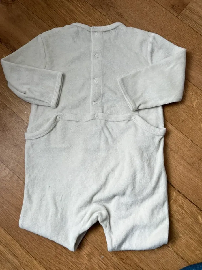 Pyjama beige 18 M - photo numéro 4