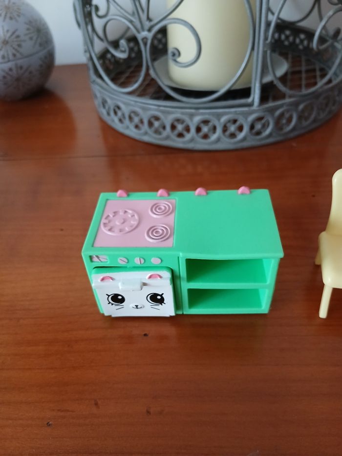 Meubles miniatures/maison poupée: cuisinière & chaise - photo numéro 3