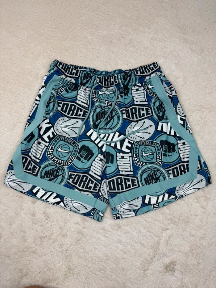 Short Nike Basketball NBA Bleu Neuf Taille M