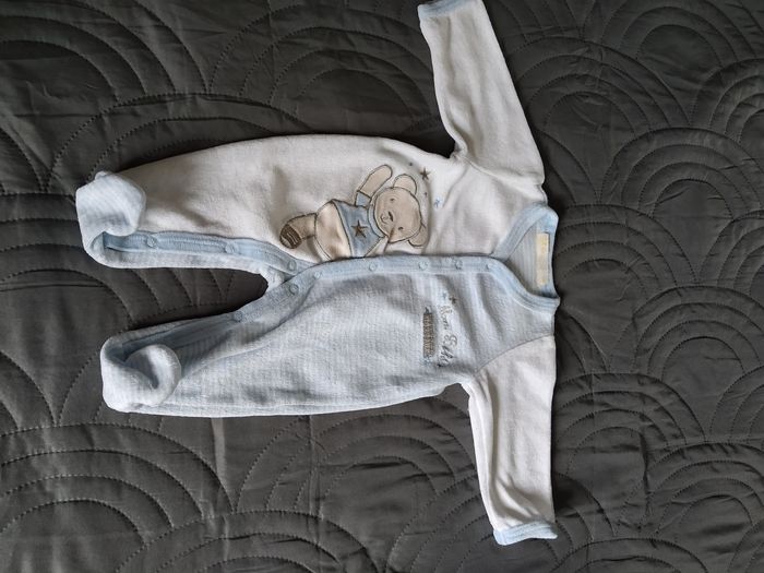 Pyjamas hiver 1 mois - photo numéro 10