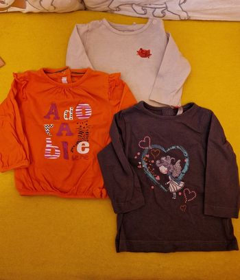 Lot t-shirts bébé fille  taille 6 mois