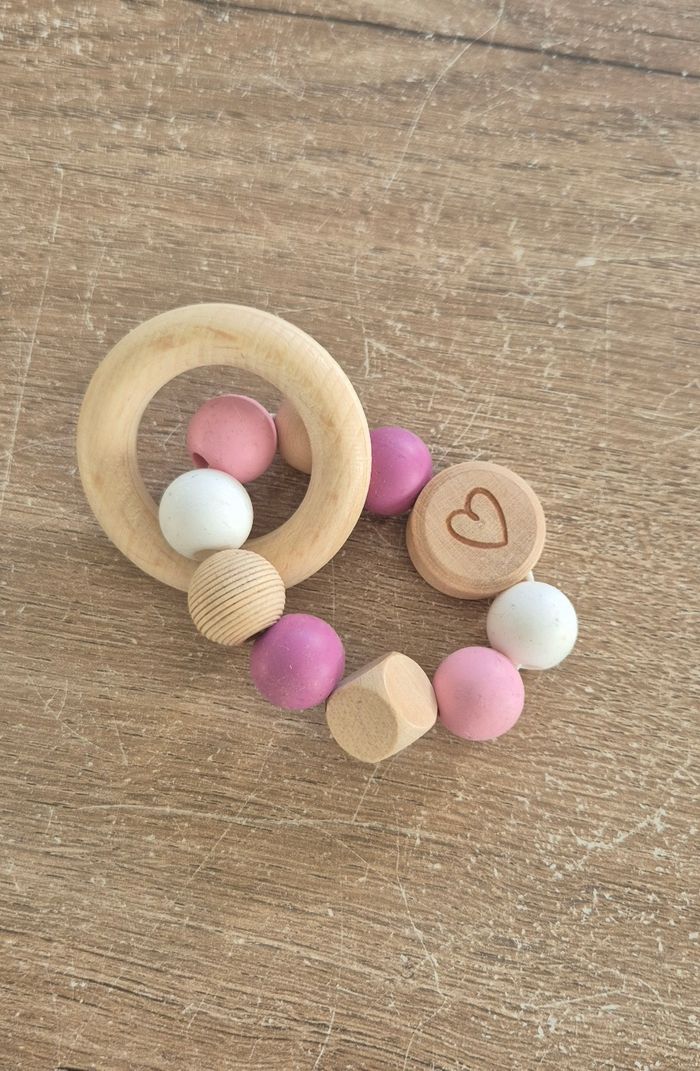 Lot hochets bois et silicone - photo numéro 4