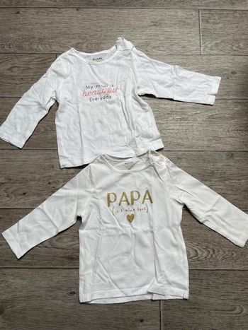 Lot 2 Tshirt manches longues  Kiabi 9 mois Inscription